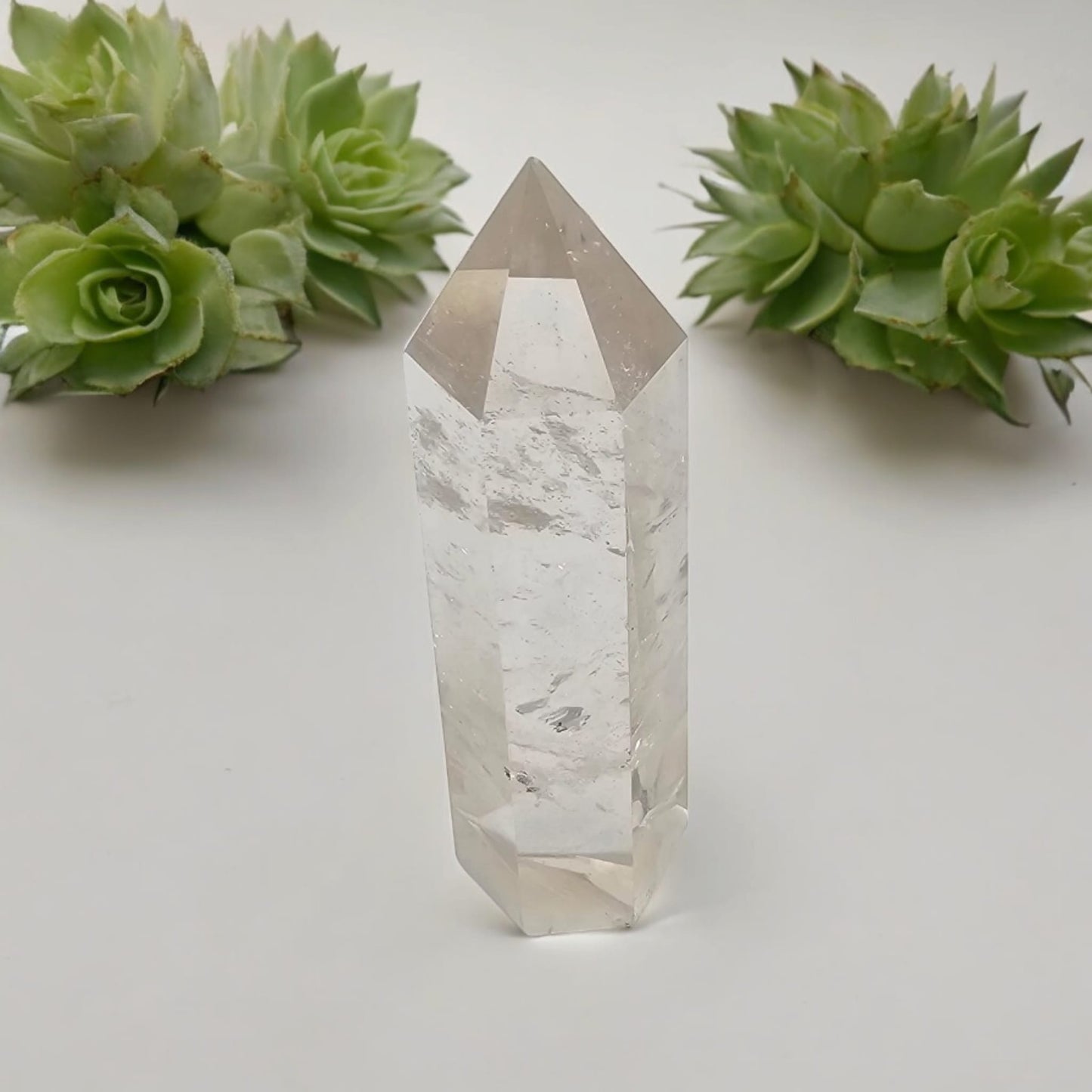 Pirámide de cristal natural: piedra preciosa curativa con puntas de seis facetas